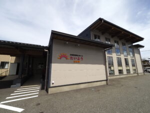 「ありがとう」があふれる職場～遠賀館・奥苑施設長が届けるサンキューカード～